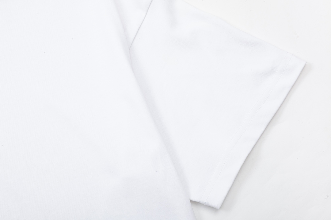フェンディ FENDI限定 スーパーコピー 半袖 Tシャツ コットン ホワイト 柔らかい ポロシャツ 花柄_4