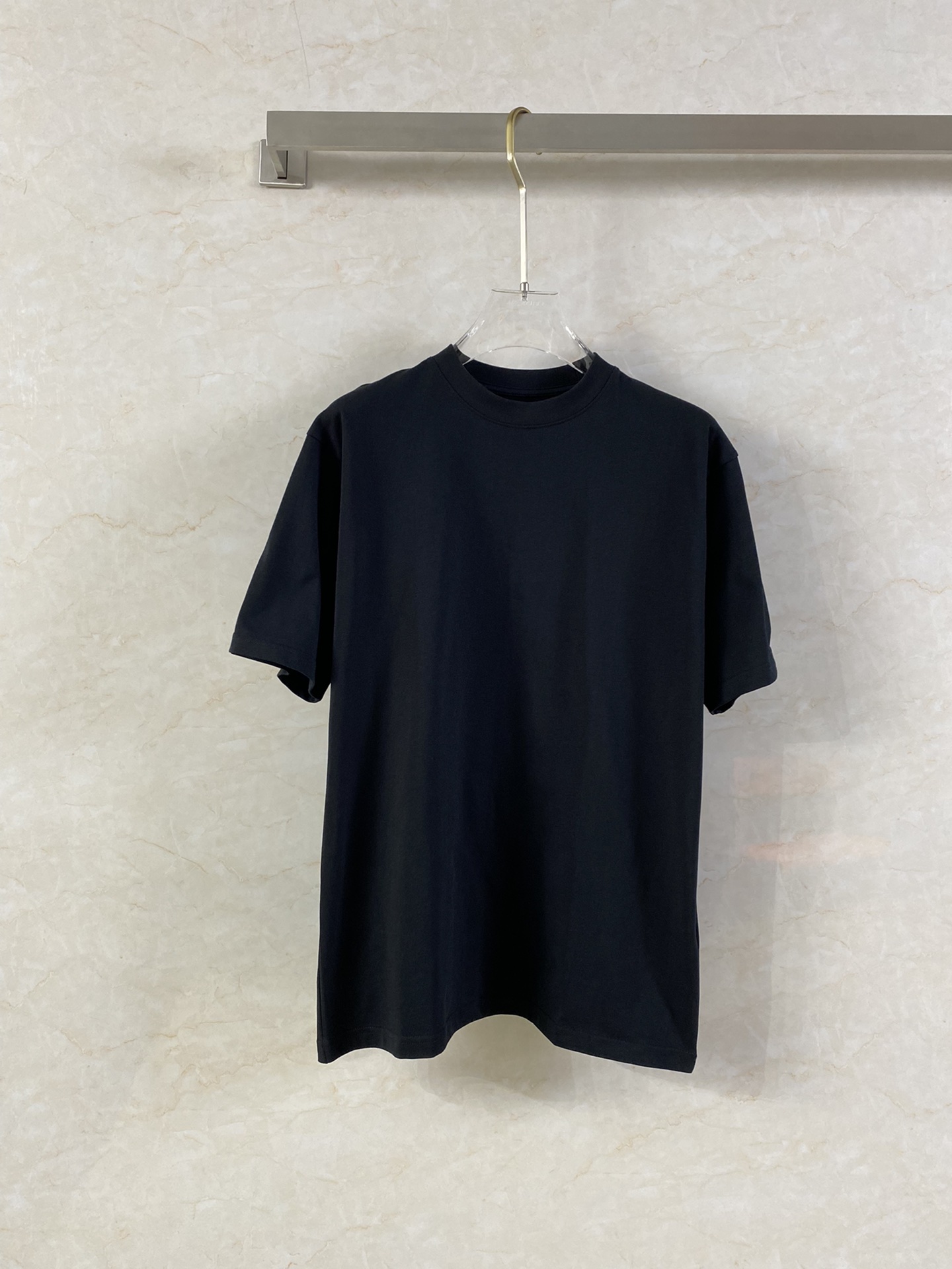 オシャレに お得100%新品　バレンシアガ　tシャツ　メルカリn級品　コットン素材　　_1