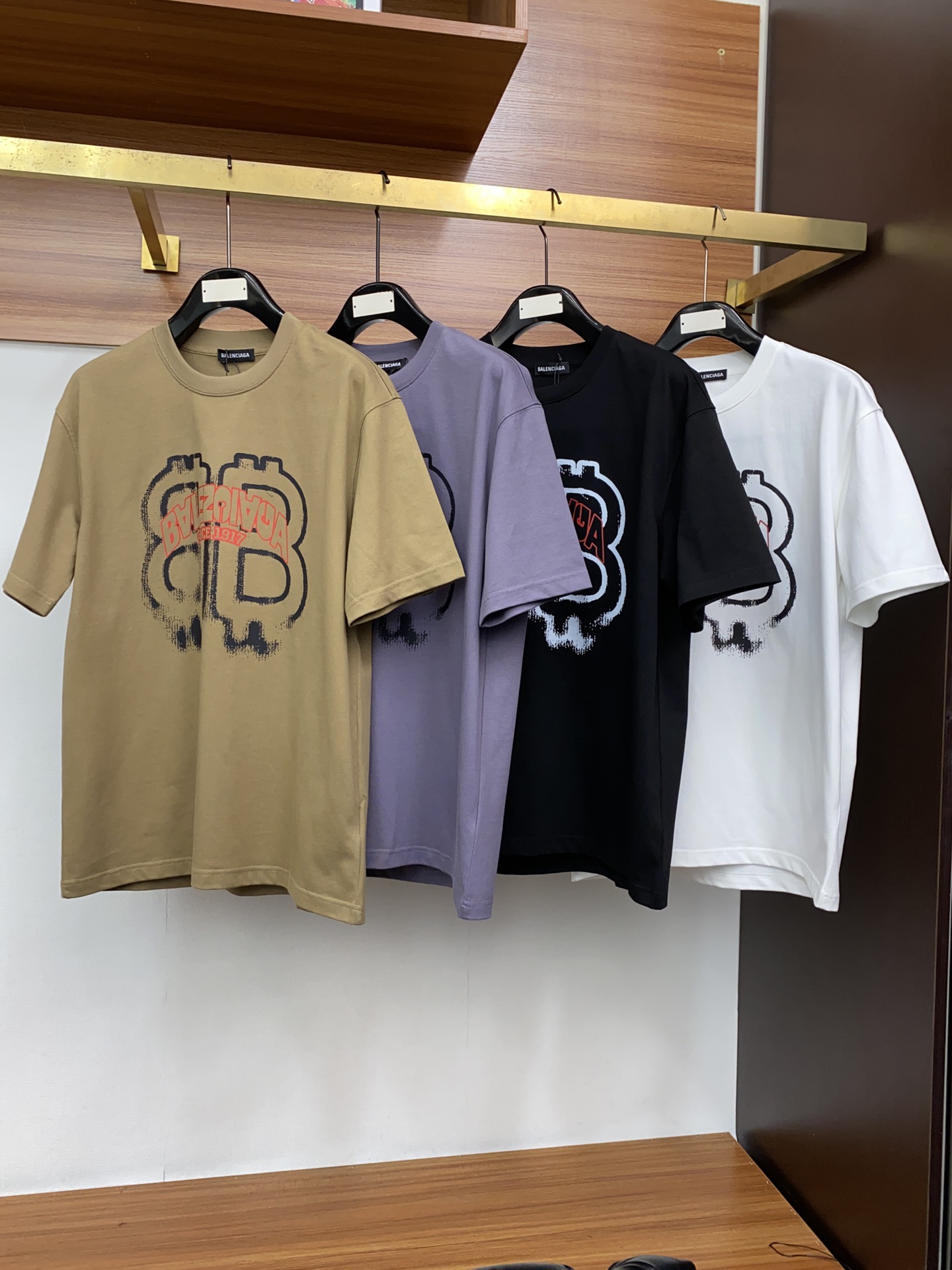 人気 セールバレンシアガtシャツ コーデスーパーコピー 半袖Tシャツ  柔らかい コットン素材_7