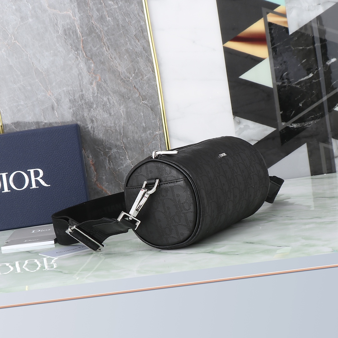 有名人 愛用品dior ショルダーウォレット バッグ偽物 調整可能 ナイロン製 「Christian Dior」ロゴ_3