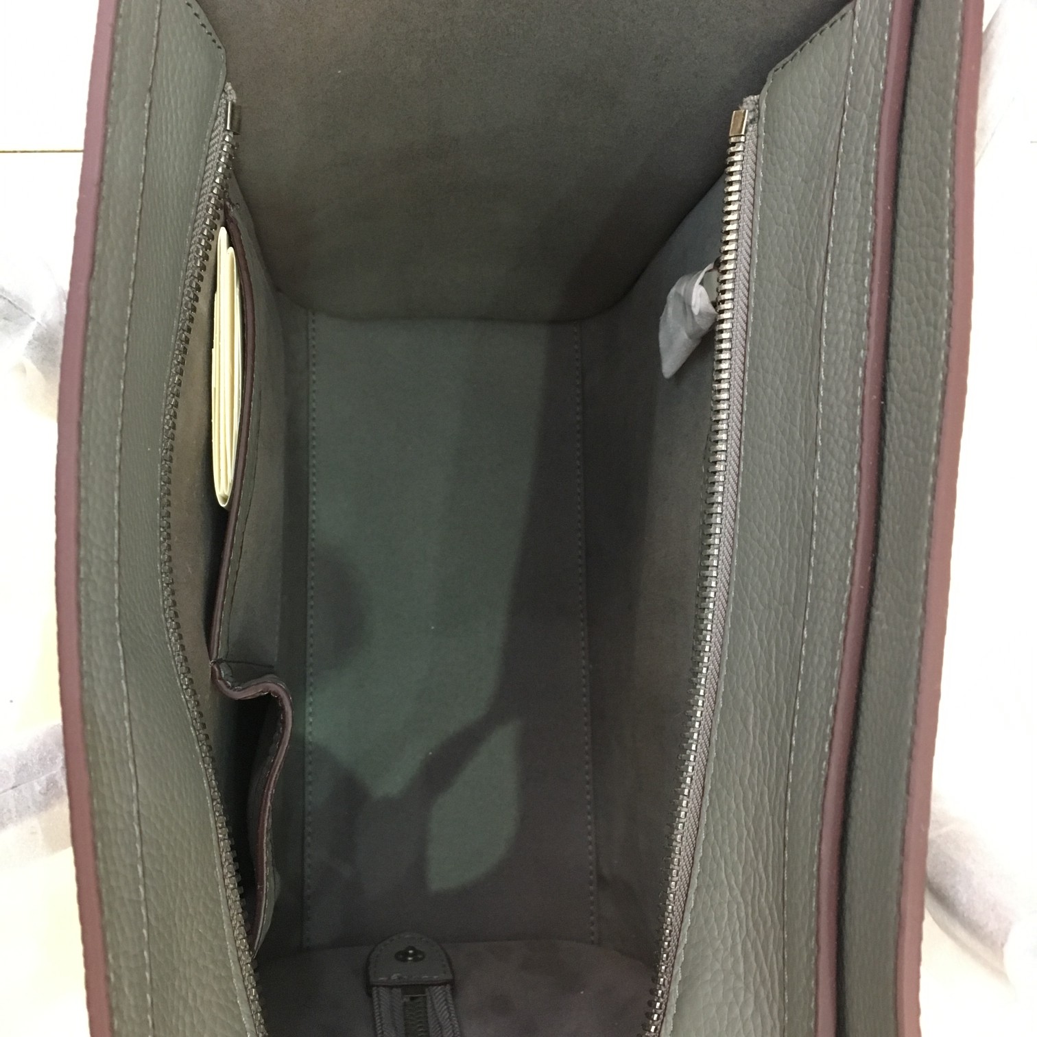 新作入荷 格安 人気 　セリーヌバッグ n級品　ラゲージハンドバッグ　　柔らかく_7