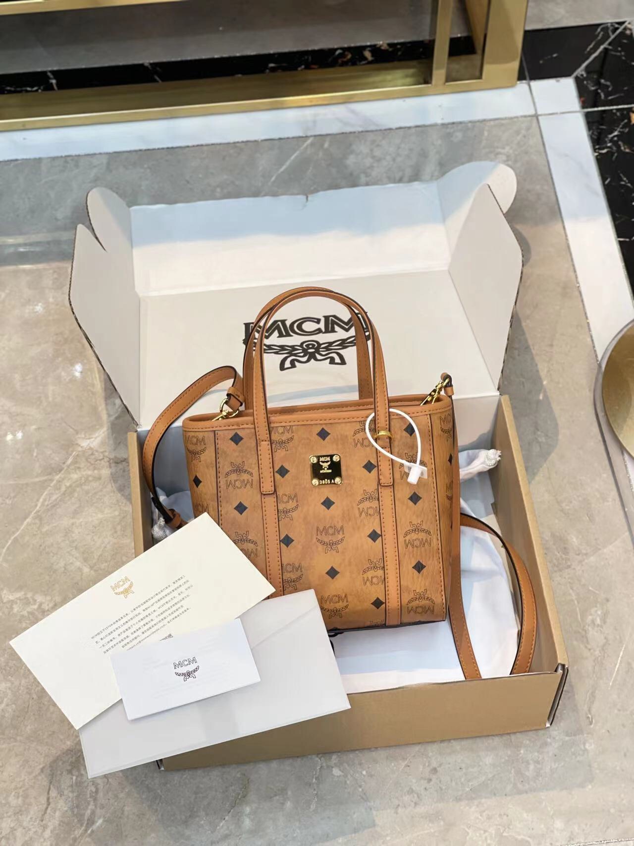 おすすめ！個性的 MCM レディース カバンコピー コットンキャンバス  肩ベルト_5