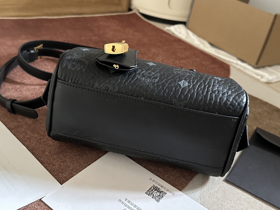 人気セール 安いレディース mcm バッグスーパーコピー 天然ナッパ牛革  手持ち  肩掛け_7