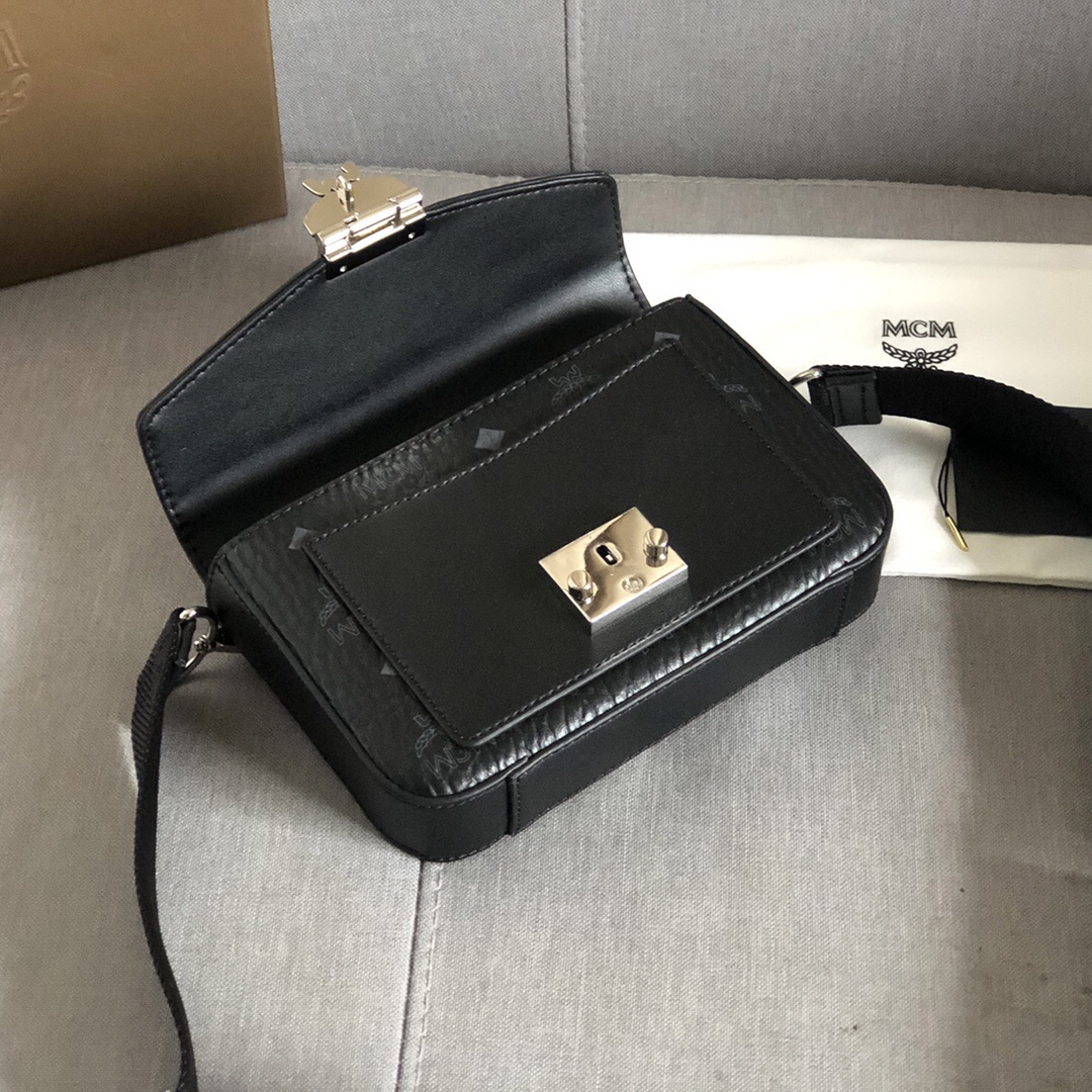 品質保証 定番 MCM バッグ偽物 贅沢なナッパレザー  レザー_5