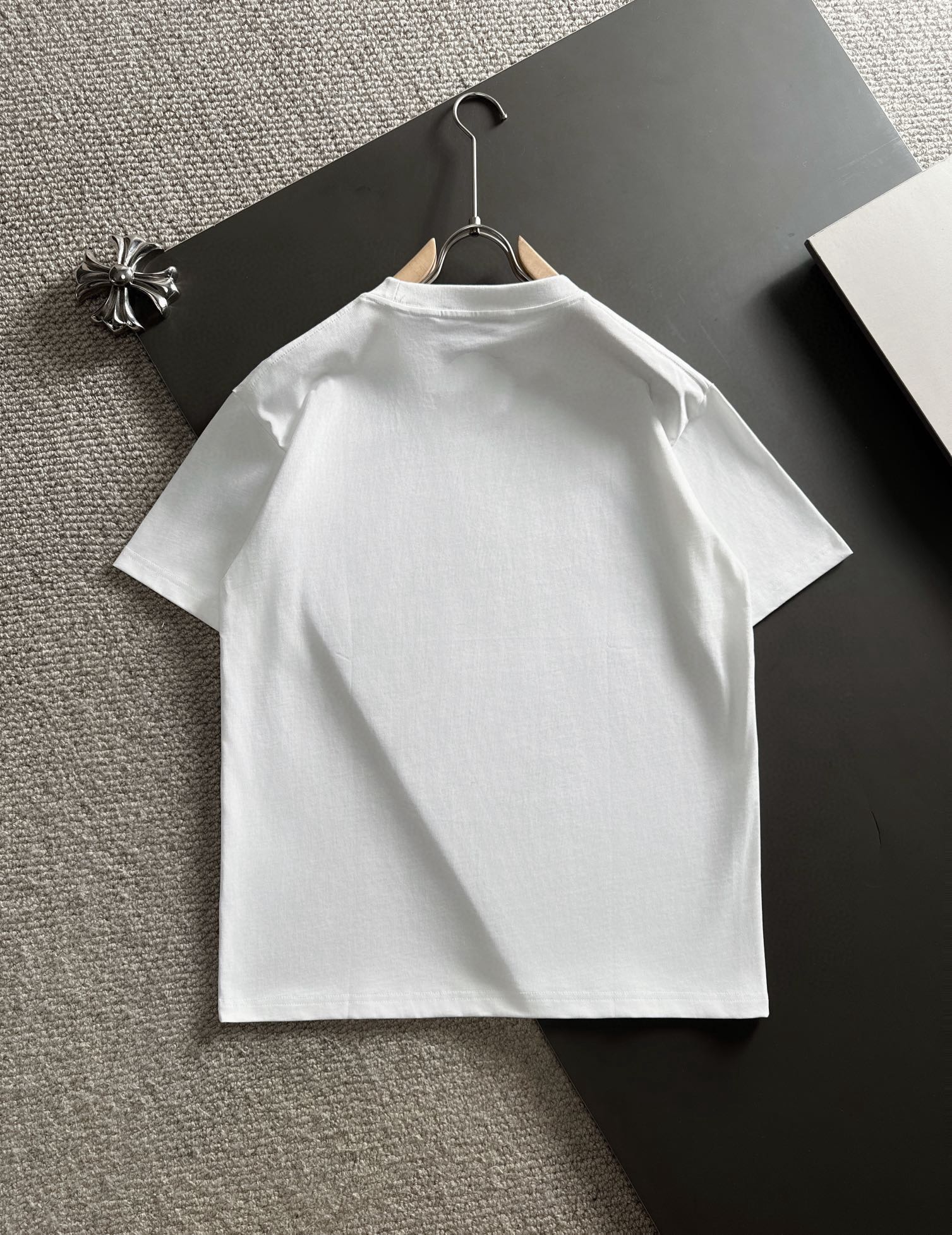 HOT 定番 新着ディオールレディースtシャツコピー シンプル 洗練されたスタイル_7
