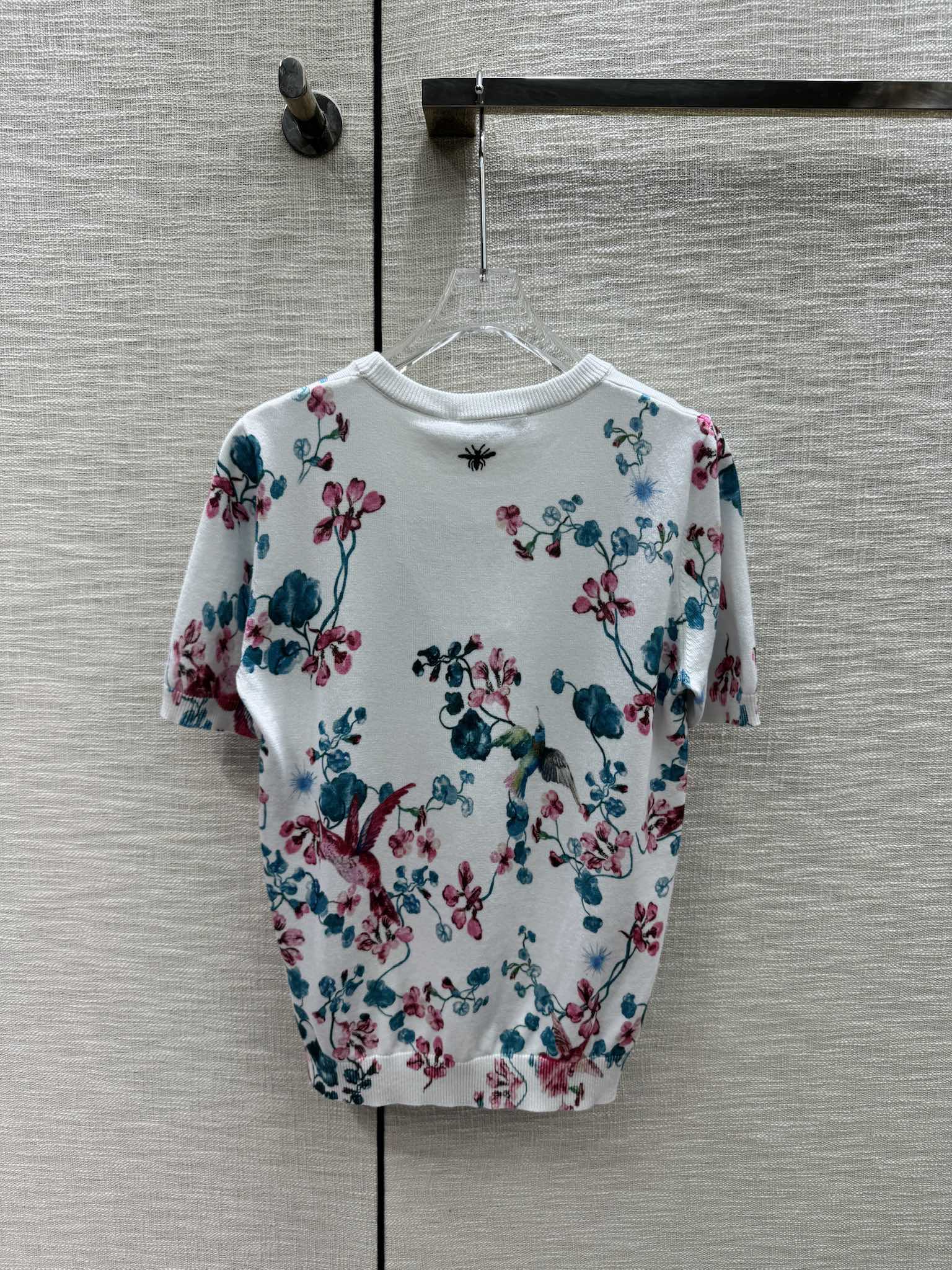 新作入荷 格安レディースディオール 半袖 スーパーコピー花柄のニットTシャツ 快適な素材 丸首 上品_7