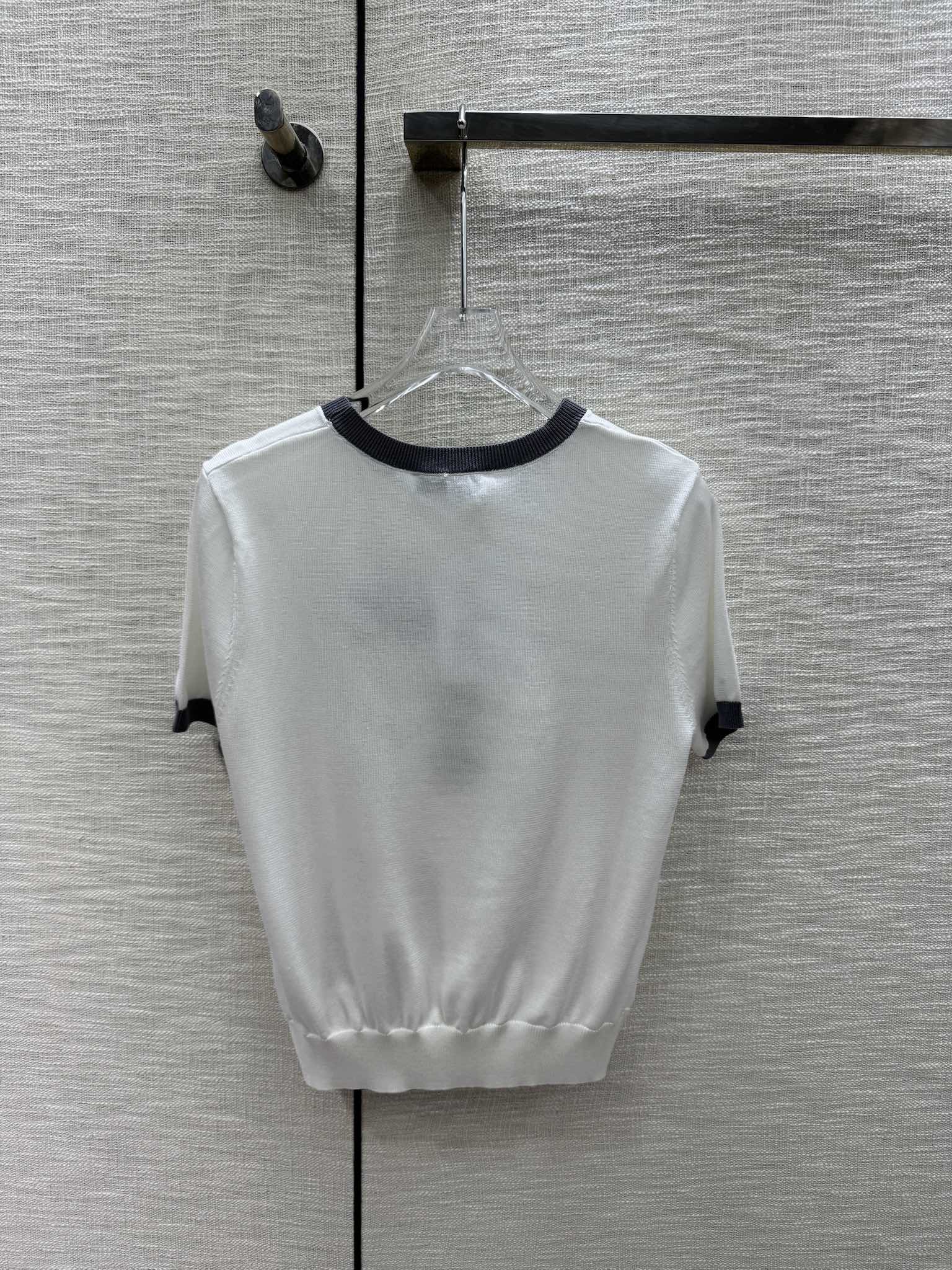 限定セール 低価dior 半袖tシャツ偽物2024年の春夏最新コレクション ラウンドネック 数字8のロゴ_7