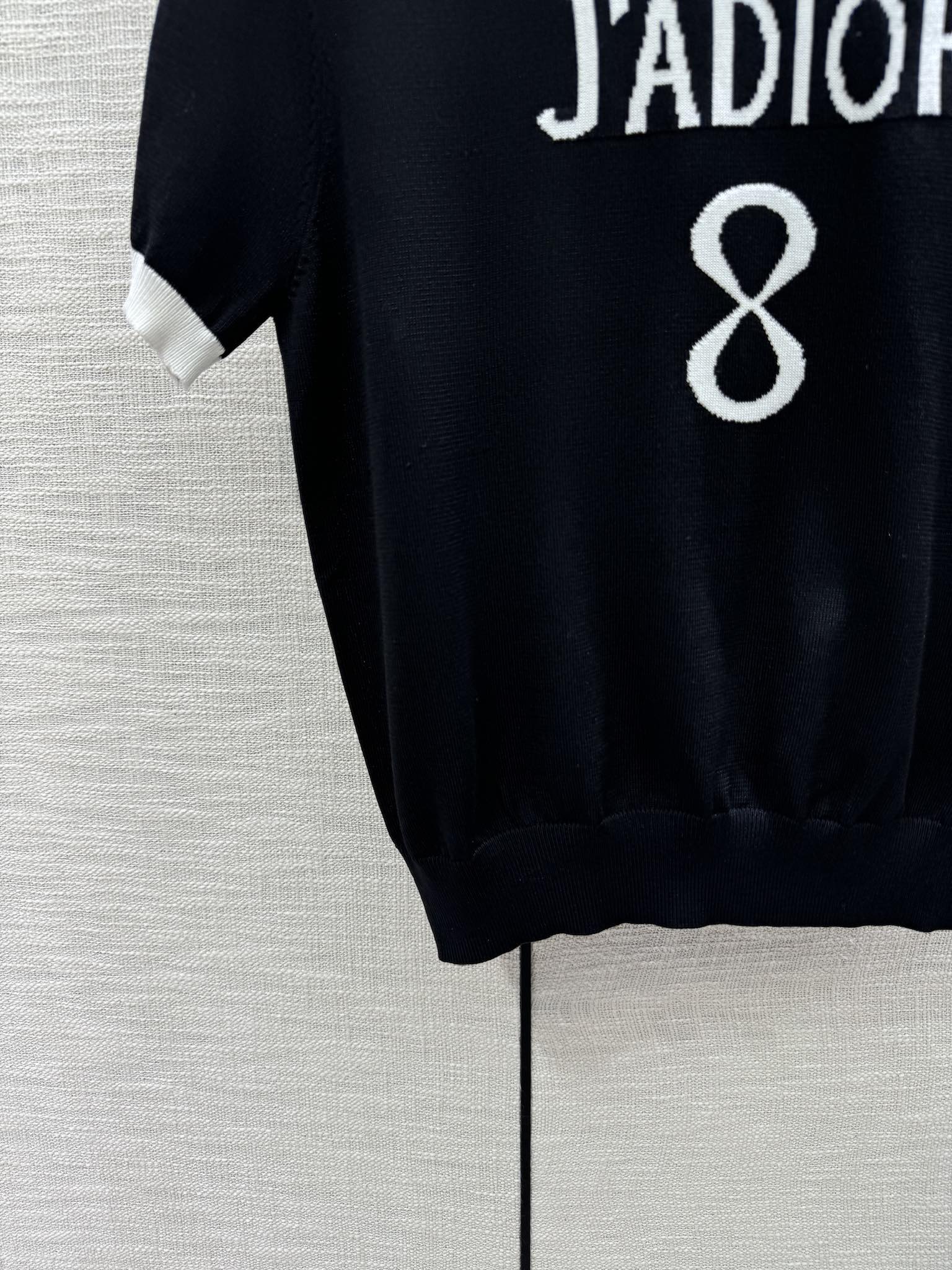2023新登場のクリスチャンディオール レディース tシャツn級品2024年の春夏最新コレクション ラウンドネック 数字8のロゴ_4
