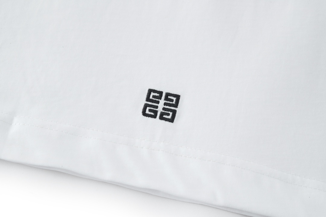 オシャレに お得 100%新品ジバンシー 　公式　 tシャツn級品最高の素材  ファッション 新たなアイコン_4