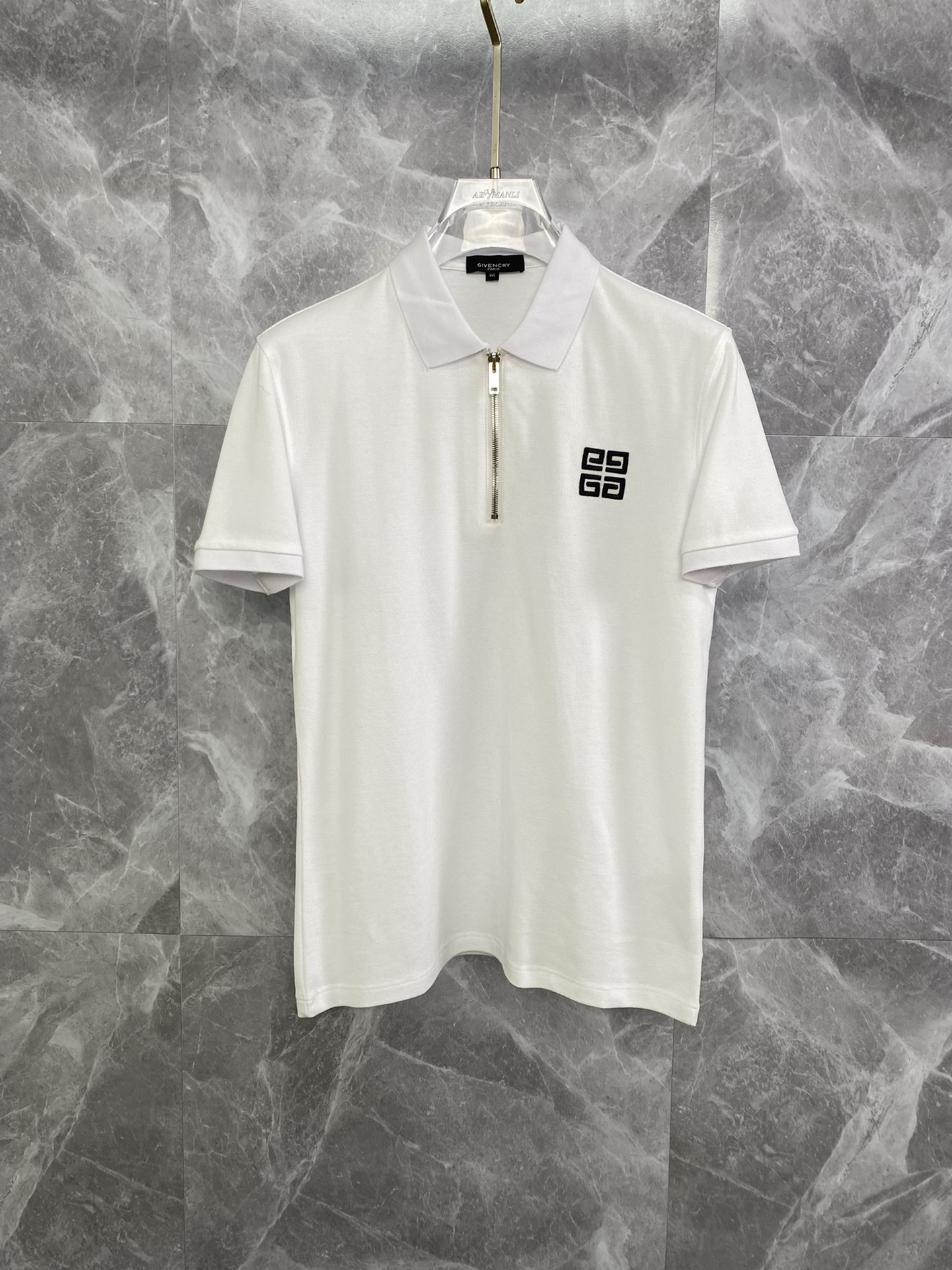 人気セール 高品質白  ジバンシー  tシャツ偽物ブランドのエッセンス 高品質な素材_1