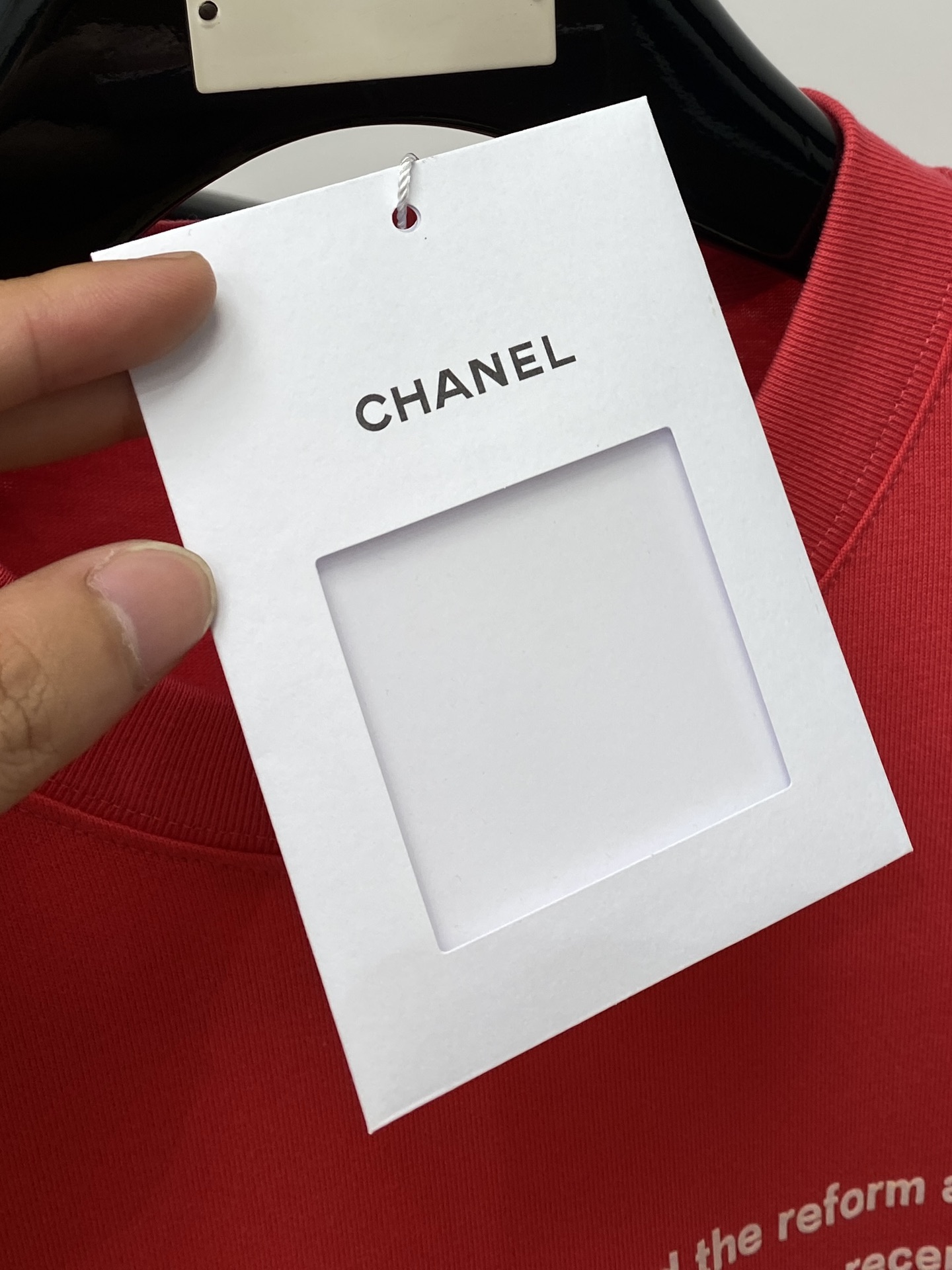 激安大特価 最新作のシャネル半袖ｔシャツスーパーコピーラウンドネック ブランドのエッセンス_5