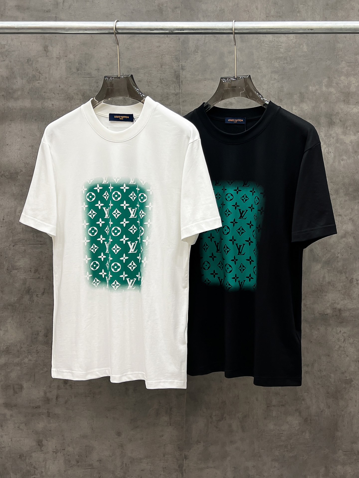 2023新登場のレディース ルイヴィトン tシャツn級品 クラシック モノグラム柄 耐久性も抜群_7