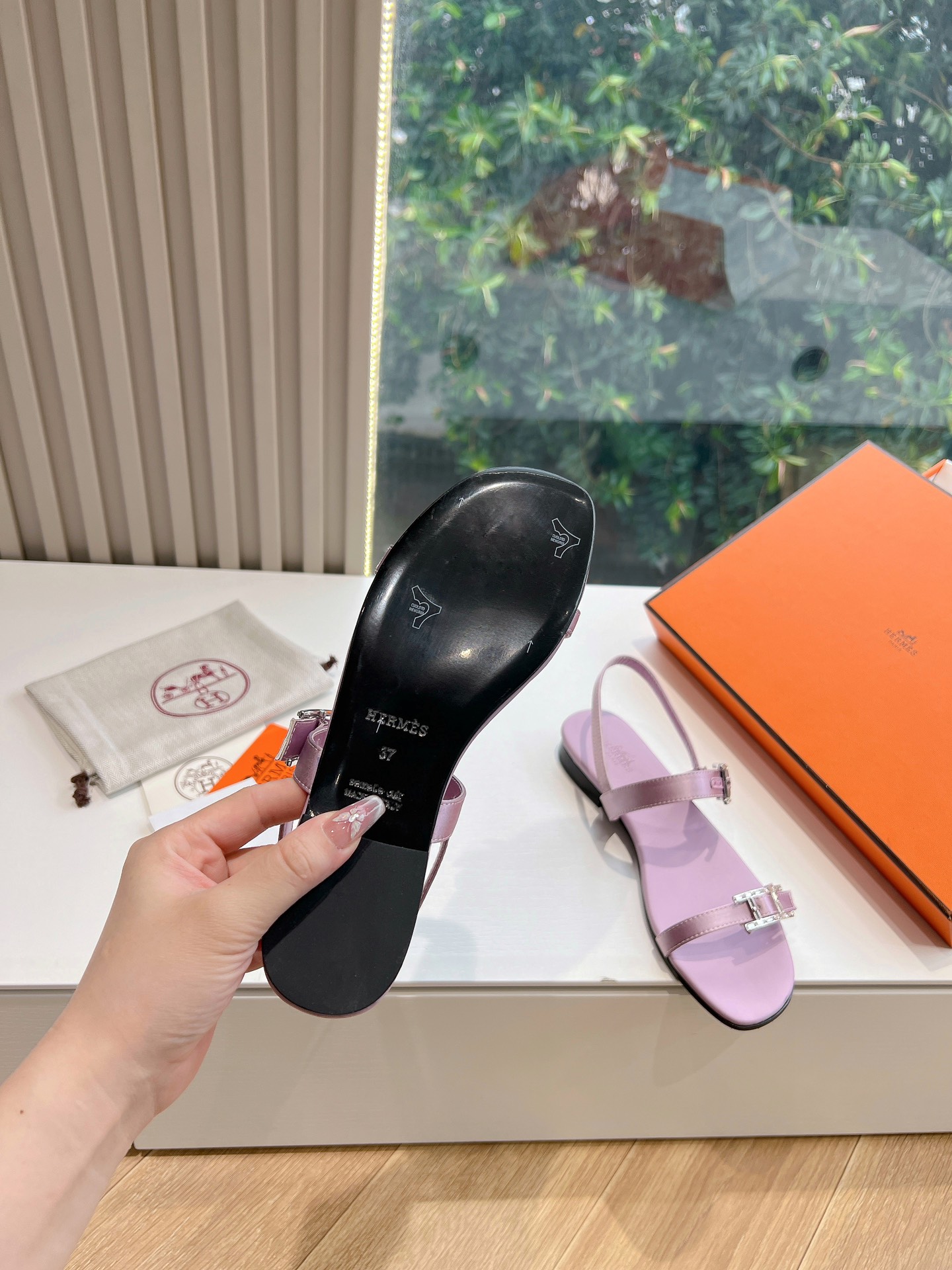 大人気個性がある 雰囲気エルメス人気サンダルn級品 ファッション 快適 純鋼 ケリーバックルハードウェア_7